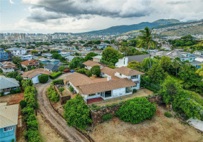 Amazing one of a kind property with magnificent expansive views overlooking Kaimuki, Kahala, Waialae, the ridge neighborhoods - all the way to Koko Head and Koko Crater!  On a clear day, see neighbor islands!